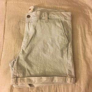 Levi’s shorts
